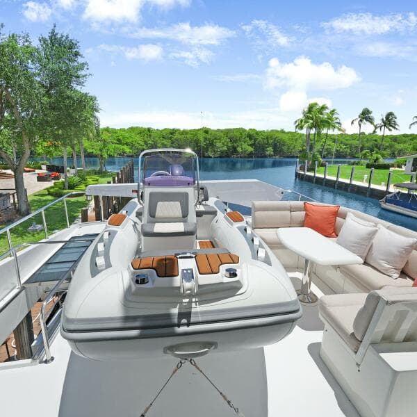 2003 Hargrave Sky Lounge