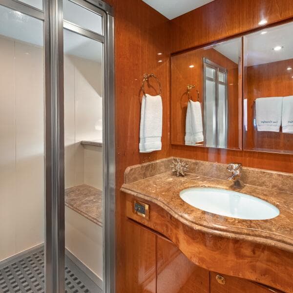 2003 Hargrave Sky Lounge