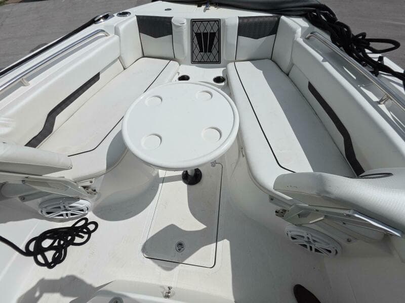 2022 Wellcraft 222 Fisherman