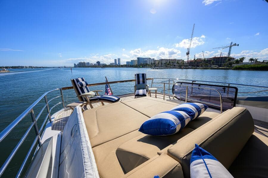 Princess Y78 - Janie II - Bridge Deck