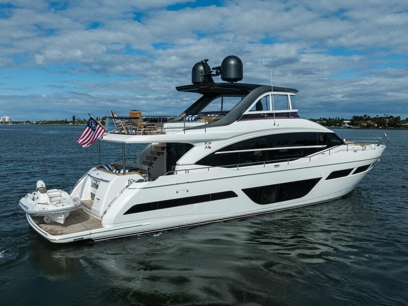 Princess Y78 - Janie II - Profile