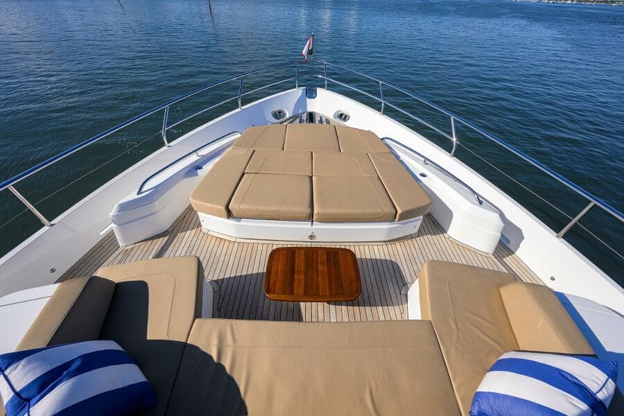 Princess Y78 - Janie II - Bow