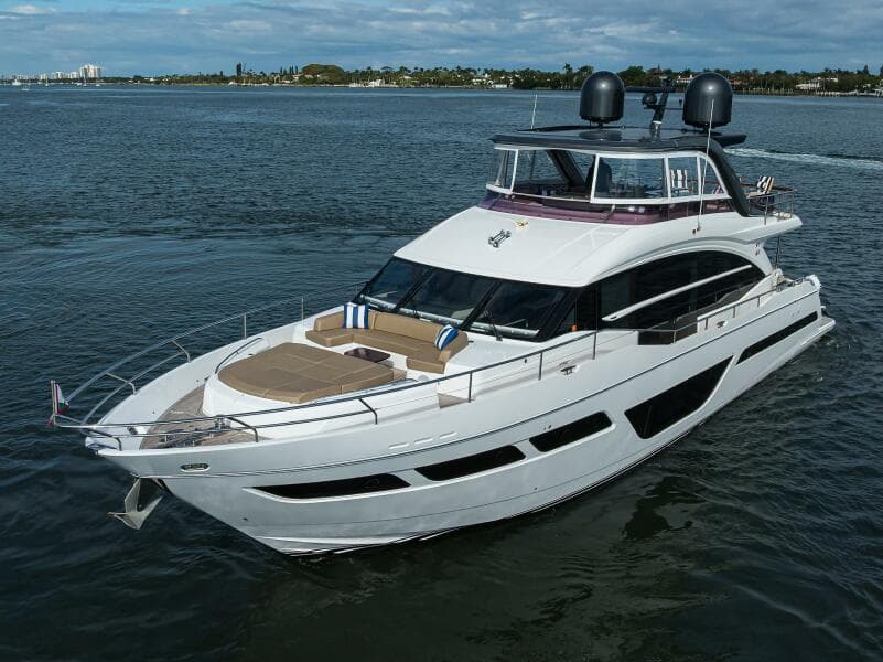 Princess Y78 - Janie II - Profile