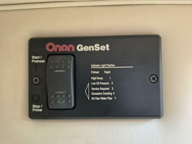 2004 Riviera 4000 Offshore