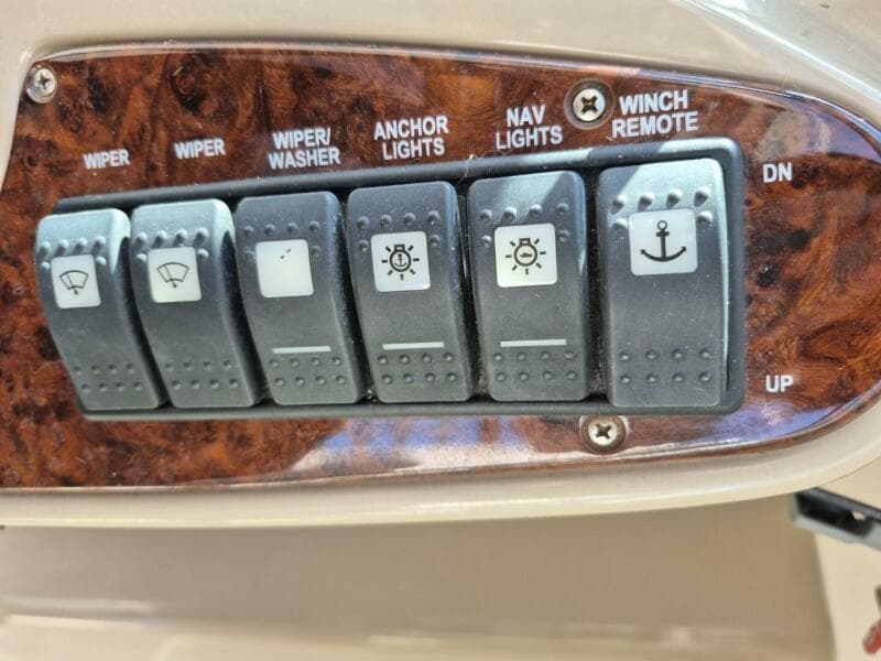 2004 Riviera 4000 Offshore