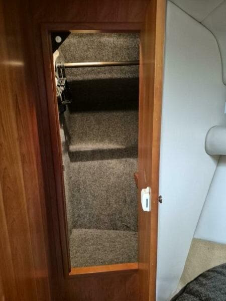 2004 Riviera 4000 Offshore