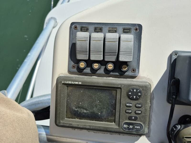 2004 Riviera 4000 Offshore