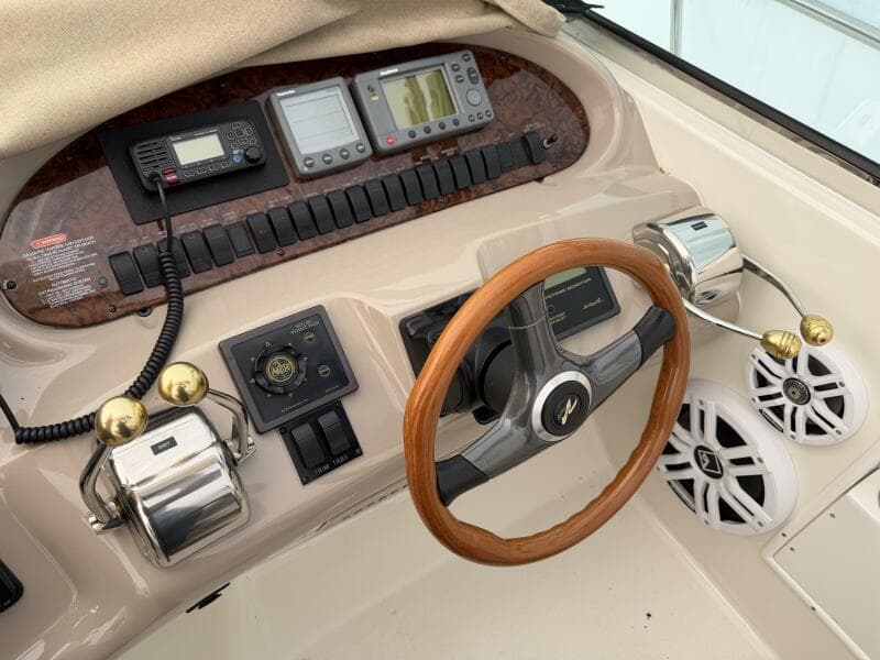 2001 Sea Ray 380 Sundancer