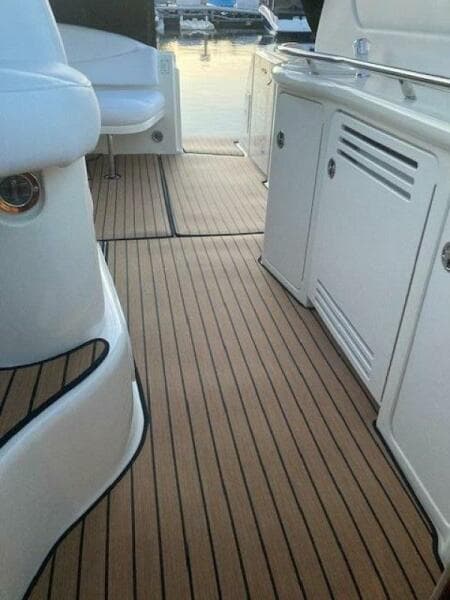 2001 Sea Ray 380 Sundancer