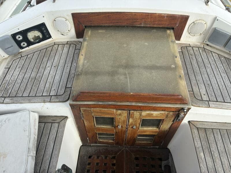 1983 Vagabond 42 Ketch