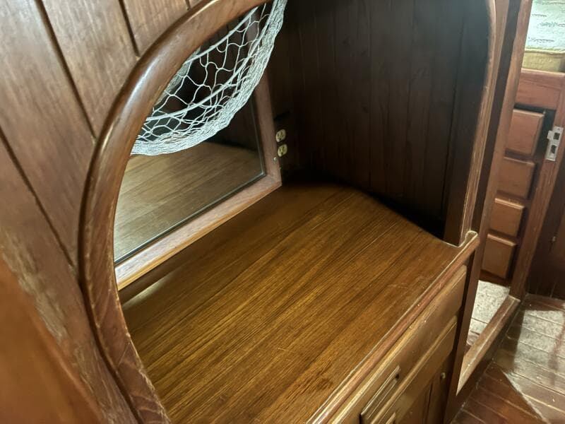 1983 Vagabond 42 Ketch