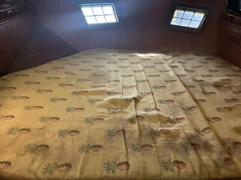 1983 Vagabond 42 Ketch