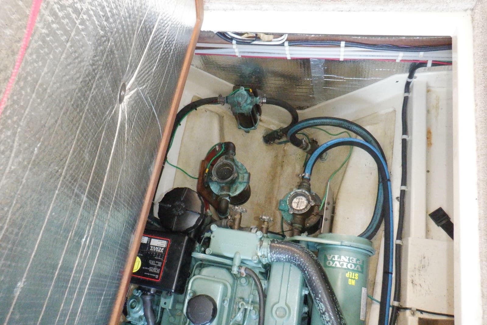 2004 Camano 31 Troll