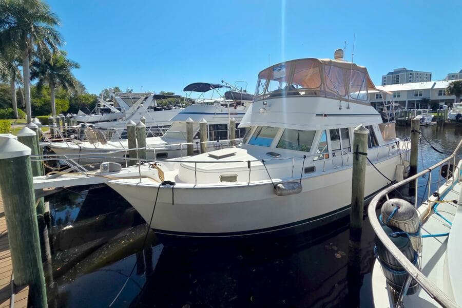 2002 Mainship 430 Trawler
