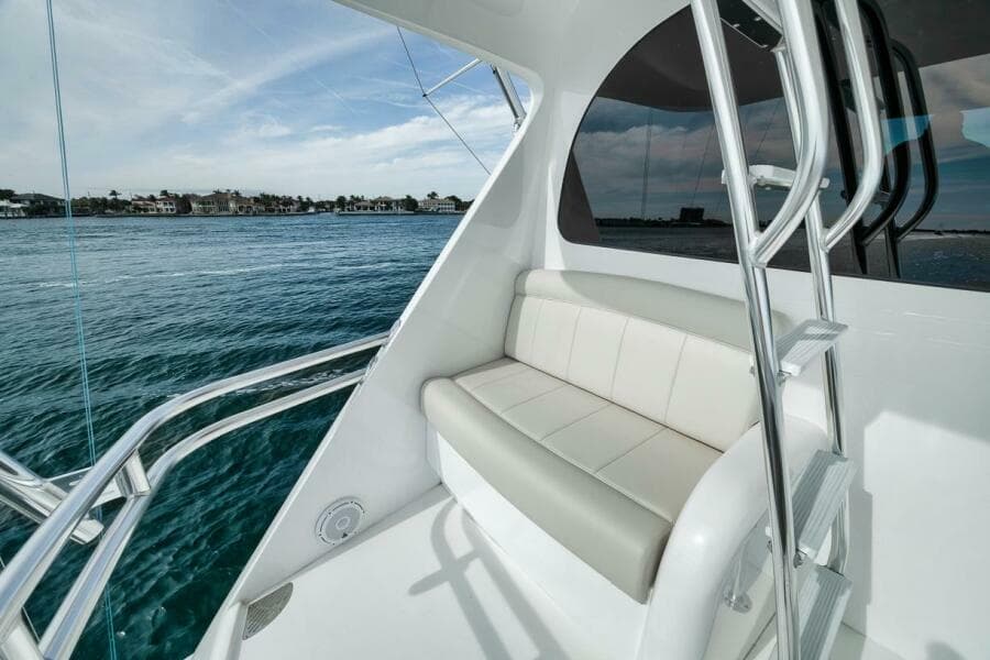 Viking 72 Skybridge - Chelsea -Aft Deck