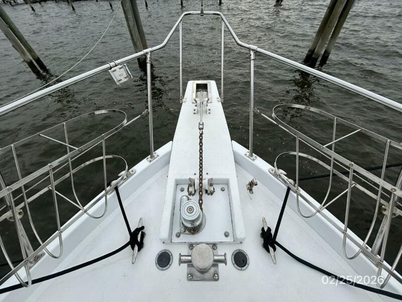 42' Jefferson anchor windlass1