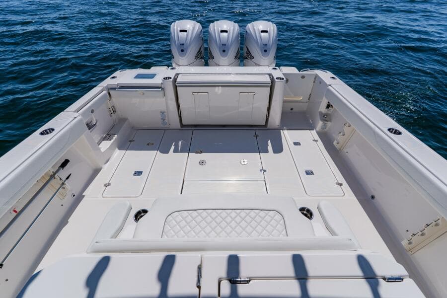 2022 Pursuit S 378 Sport