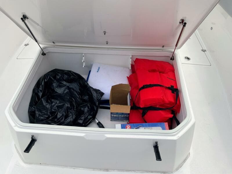 2019 Sea Fox 328 Commander