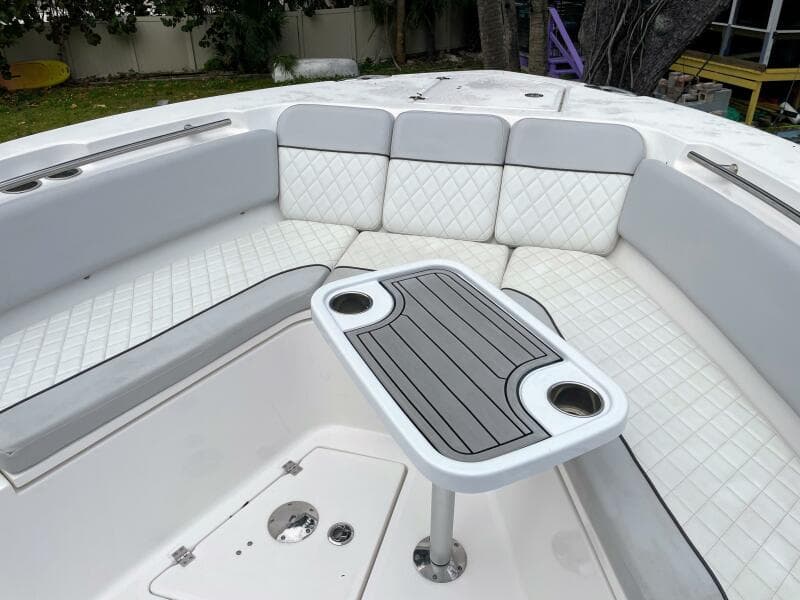 2019 Sea Fox 328 Commander