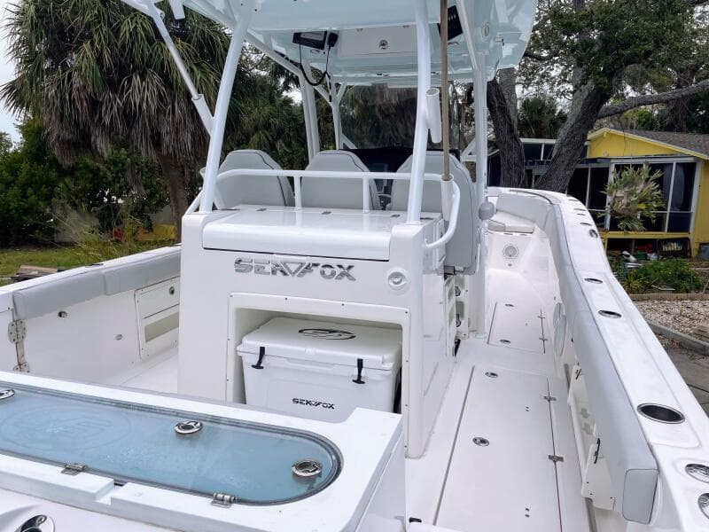 2019 Sea Fox 328 Commander