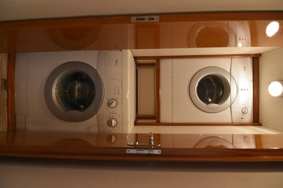 Viking 58 - Legacy - 