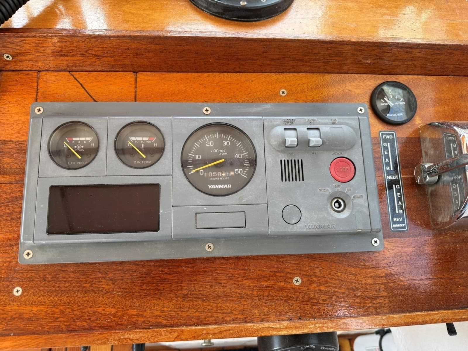 2000 Seaworthy Downeast 28 - Photo 22