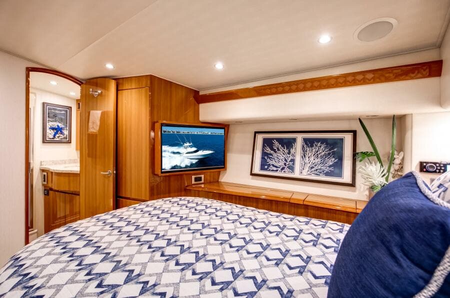 Viking 48 - Dorothy Marie - Stateroom