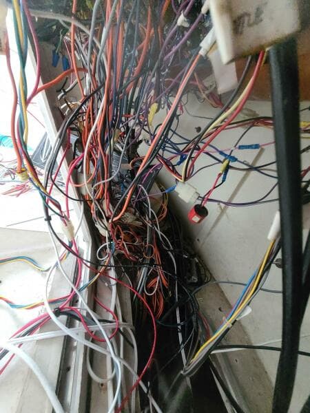 Carver 455 Aft Cabin - Old wiring