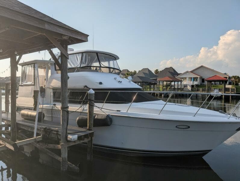 Carver 455 Aft Cabin - Profile