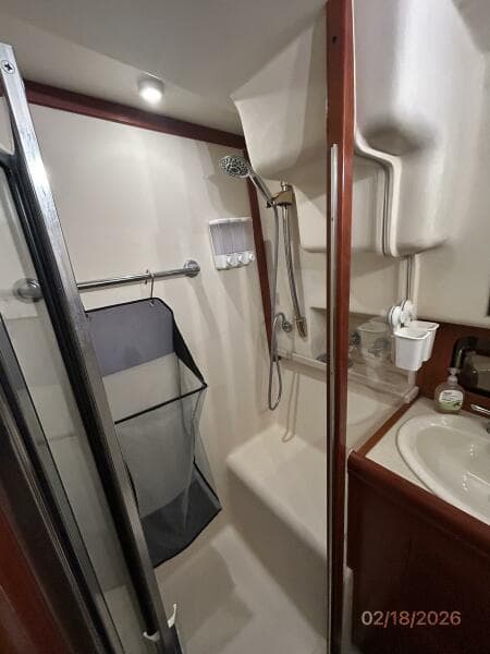 43' Mainship master stateroom shower