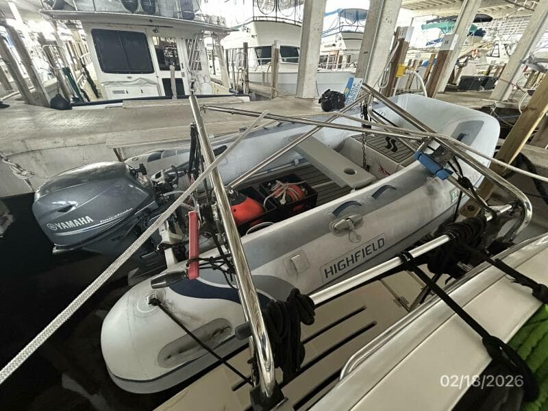 43' Mainship tender3