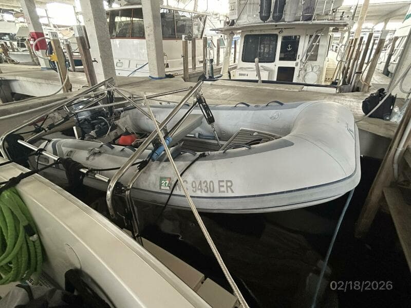 43' Mainship tender1