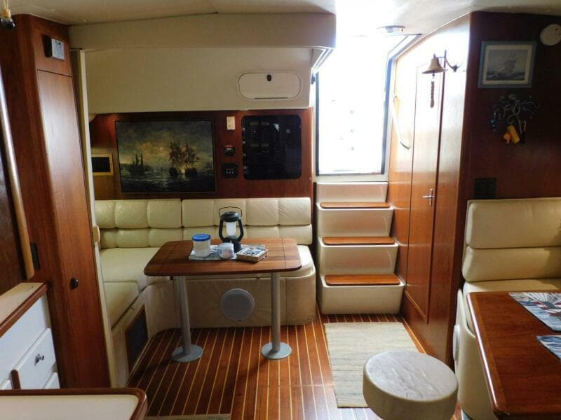 1995 Tiara Yachts 3500 Express