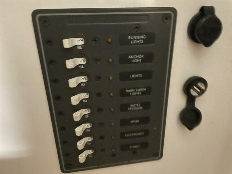 2005 Hunt Yachts 25 Surfhunter