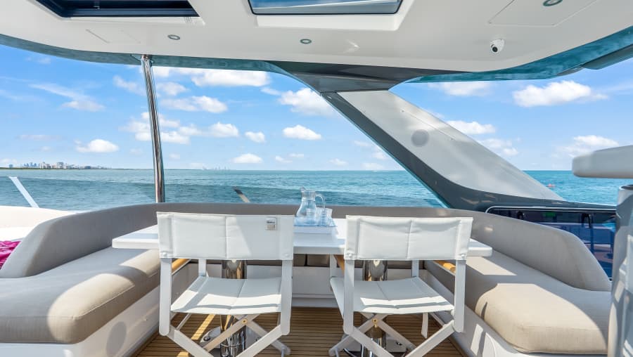 2025 Azimut 78 FLY