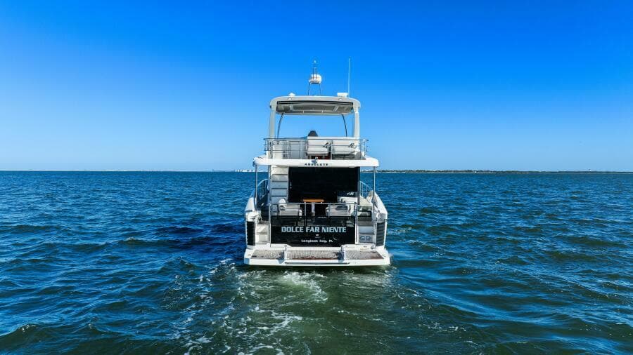 2025 Absolute Navetta 53 - Profile