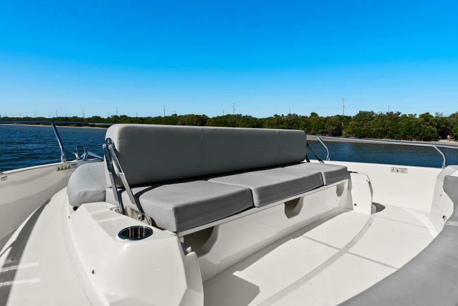 2025 Absolute Navetta 53