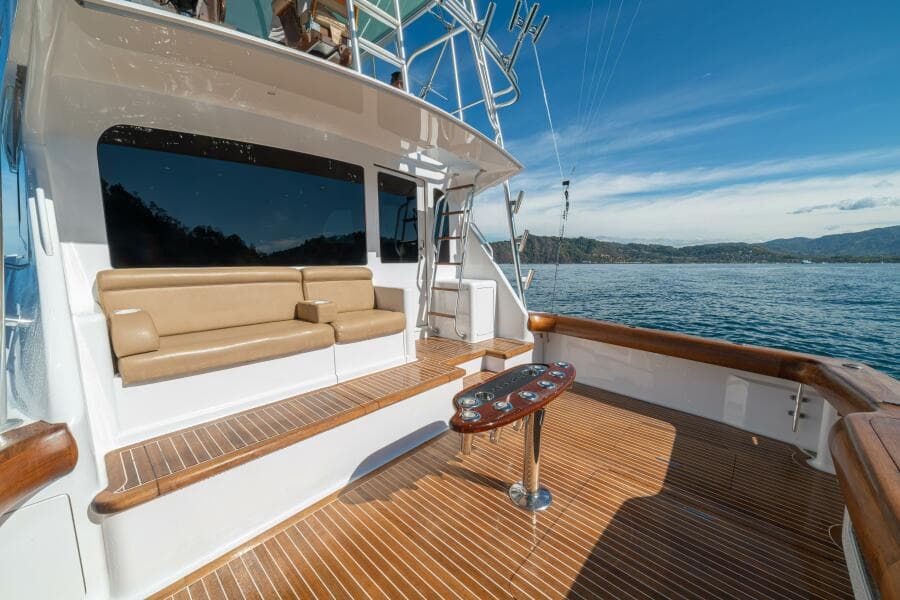 2006 Viking 56 "Scandaloso"