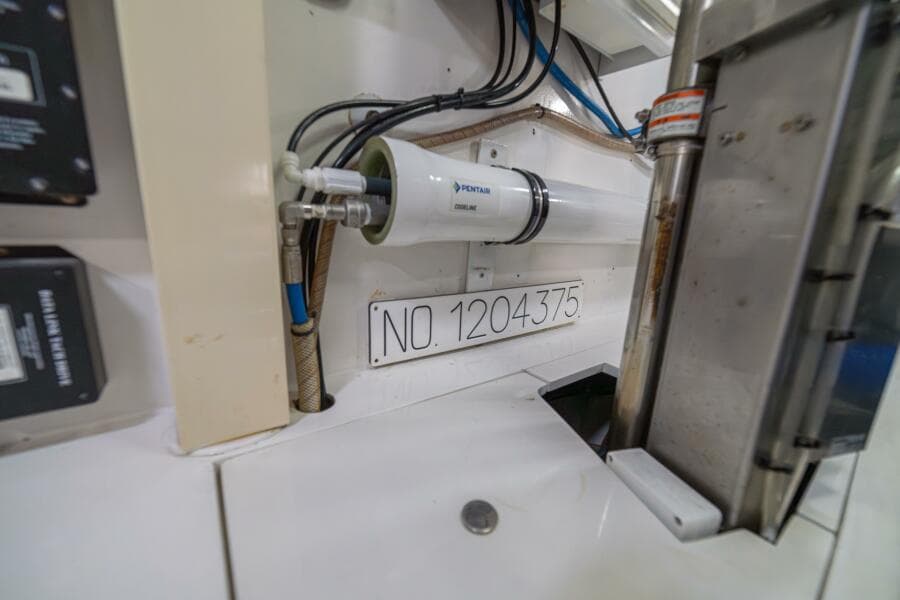 2006 Viking 56 "Scandaloso"