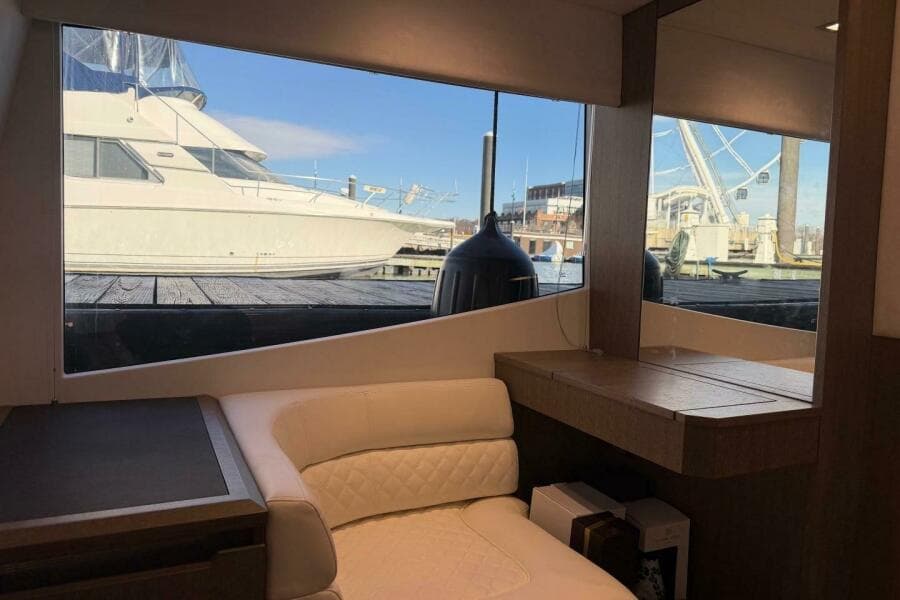 2019 Galeon 470 Sky