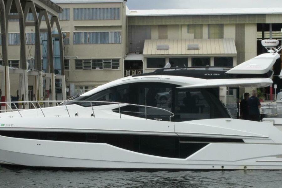 2019 Galeon 470 Sky