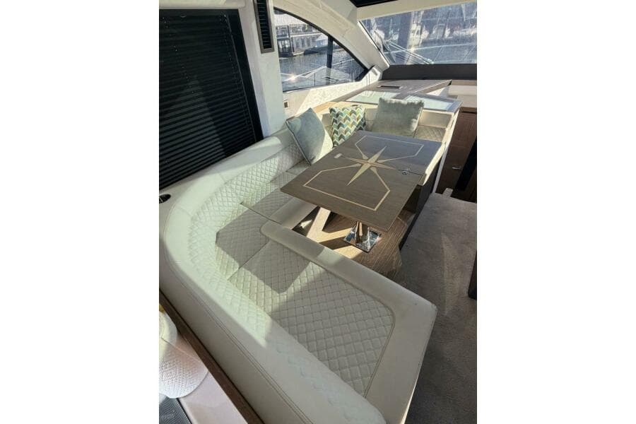 2019 Galeon 470 Sky