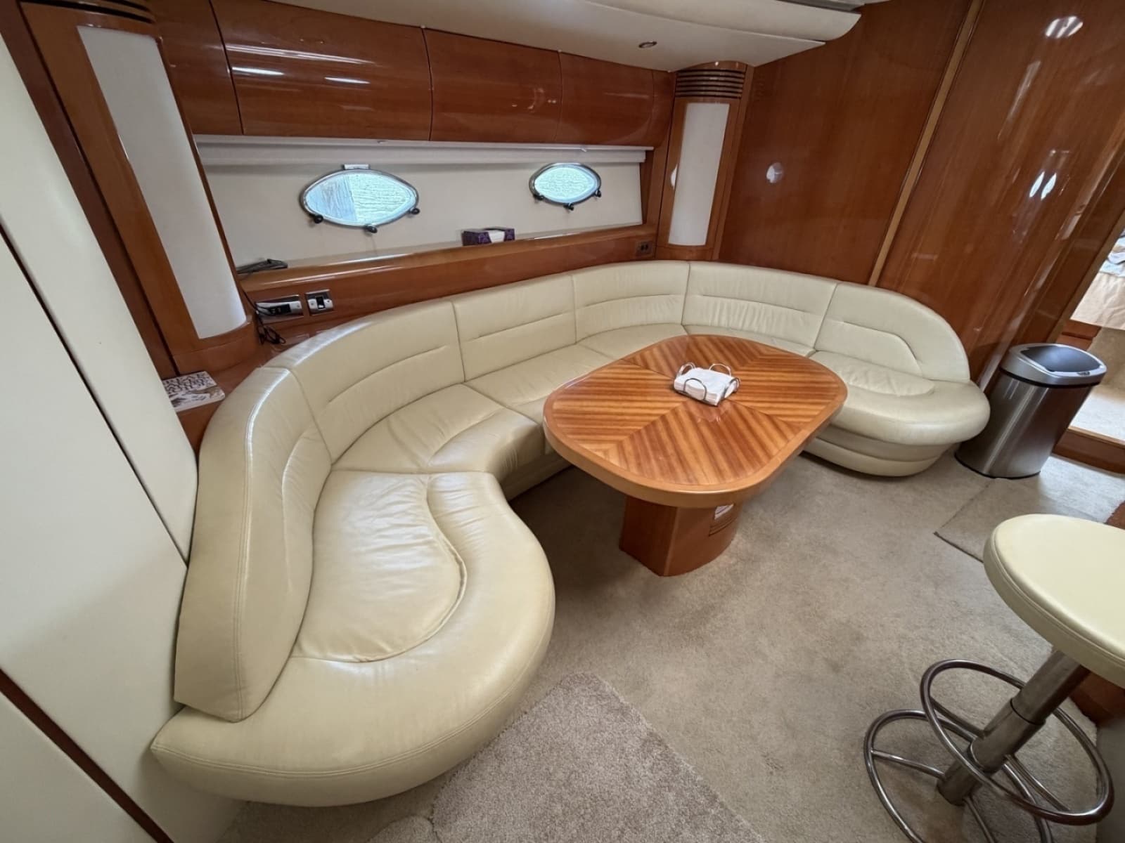 2001 Viking Sport Cruisers V65 Express - Photo 72