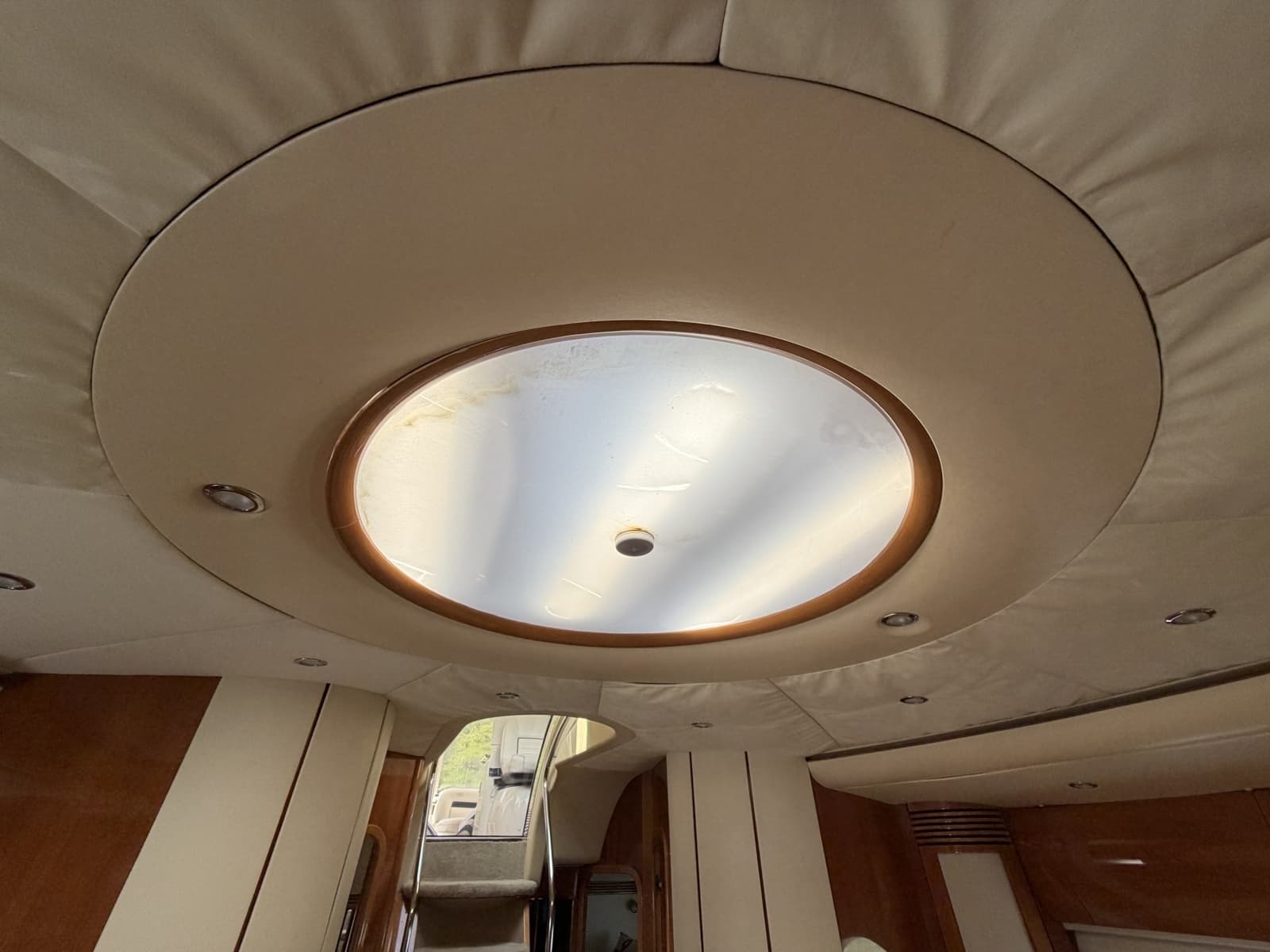 2001 Viking Sport Cruisers V65 Express - Photo 31