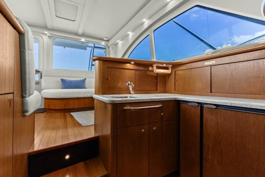 2013 Tiara Yachts 3900 Convertible