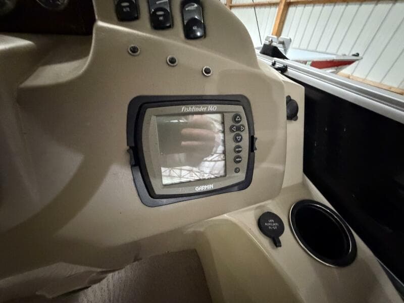 2011 Bennington 2554 GCW