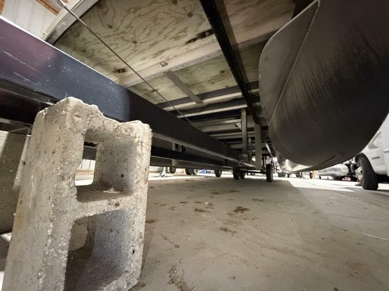 2011 Bennington 2554 GCW