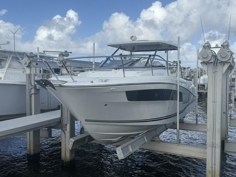 2022 Jeanneau 10.5 Leader WA