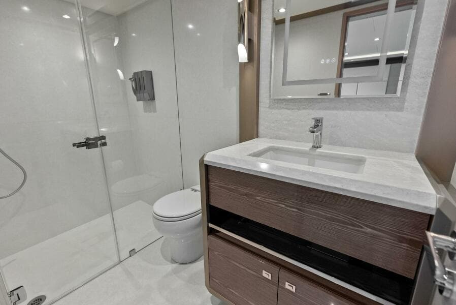 2024 Ocean Alexander 35 Revolution