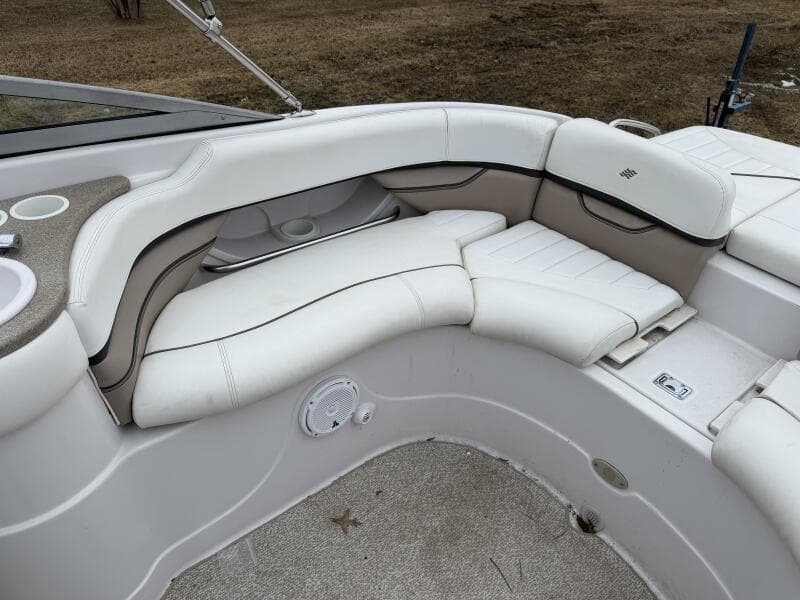 2005 Four Winns 250 Horizon